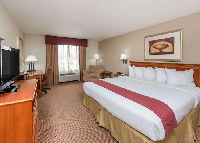 Hotel Seasons & Highland