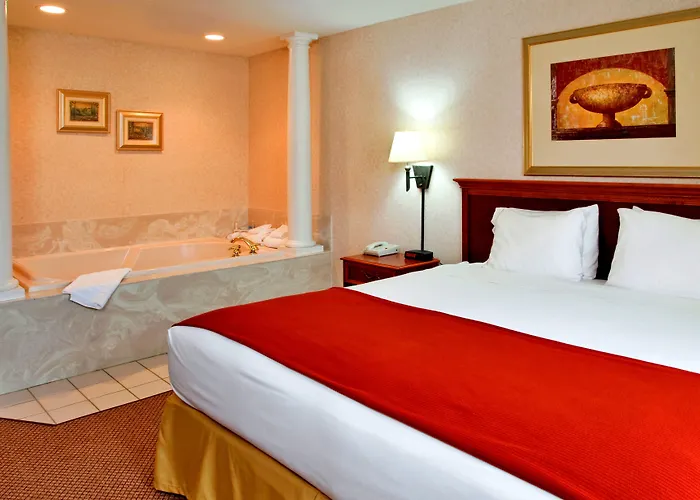 Hotel Seasons & 3*