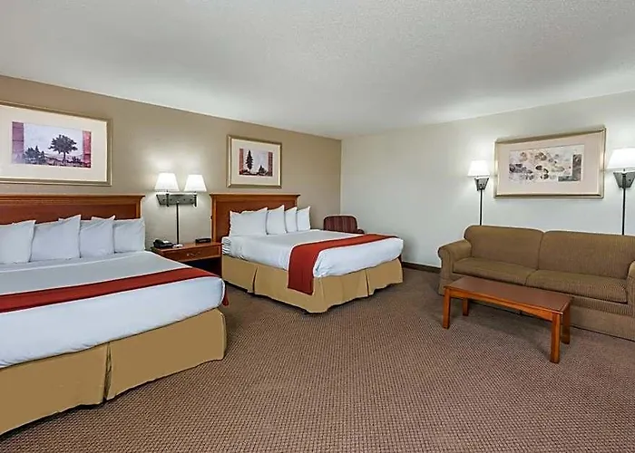 Hotel Seasons & Highland