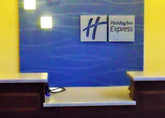 Seasons & Hotel 3*
