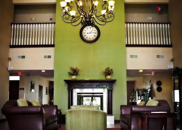 Hotel Seasons & 3*